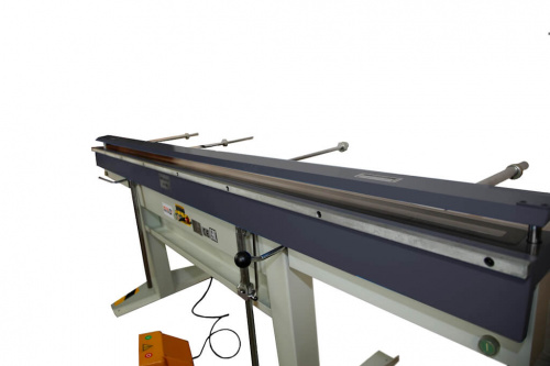 Листогиб электромагнитный METALMASTER MEB 2500 ( ножная педаль управления ,стандартная балка; сегментная балка)