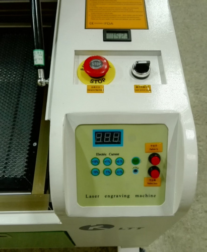 Лазерно-гравировальный станок с ЧПУ, 1000х400, 60W, чиллер СW3000, с подъемным столом	LTT-Z1040B