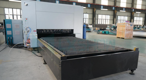 Оптоволоконный станок лазерной резки с ЧПУ LX6020FC-12000W