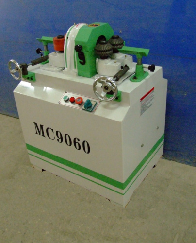 Круглопалочный станок, с двойными роликами	MC9060A