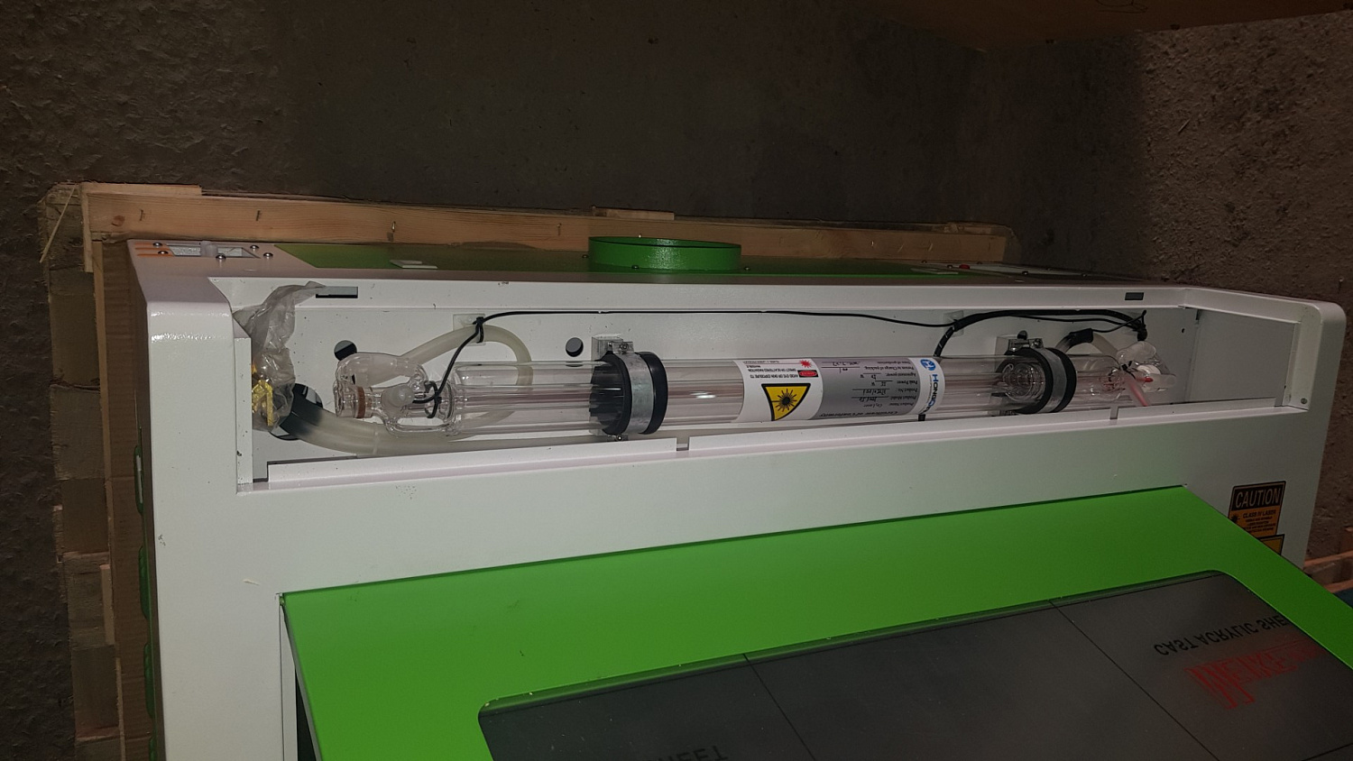 Лазерно-гравировальный станок с ЧПУ, 600х400, 50W, помпа, с подъемным столом, (без чиллера) LTT-Z6040B
