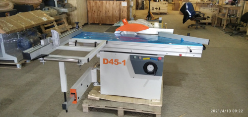 Круглопильный станок, 4кВт, форматная каретка D45-1