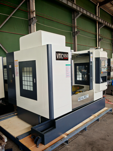 Фрезерный обрабатывающий центр с ЧПУ VMC650 (Fanuc Oi-MF Plus)
